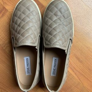 Size 8 Steve Madden Sneakers